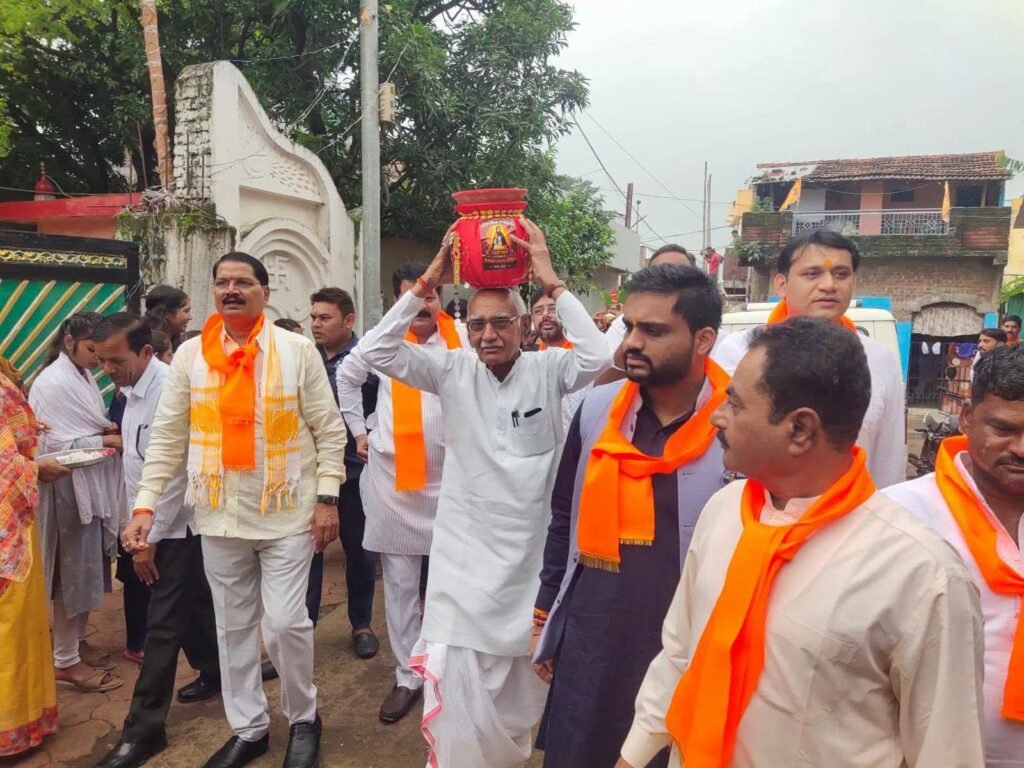 श्रद्धा, उत्साह और सामाजिक समरसता के वातावरण में निकली भव्य कलश वंदन यात्रा