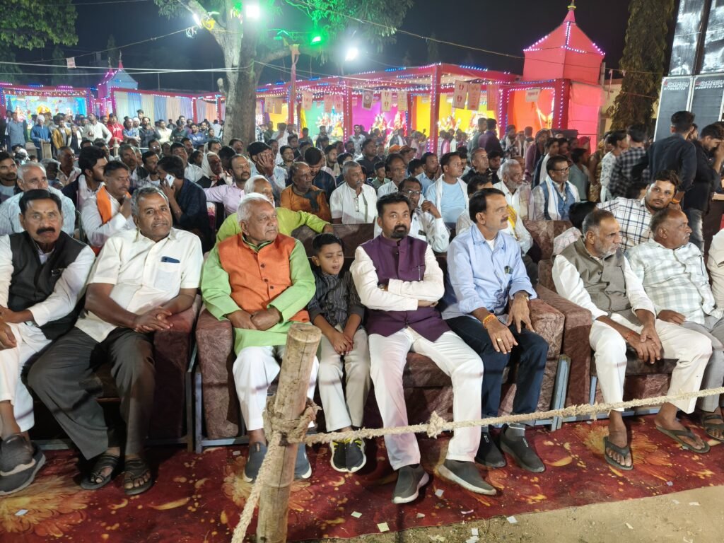 51 शक्तिपीठों के साथ माता रानी की 60 प्रतिमाओं की स्थापना, मनमोहक झांकियों ने मोहा मन; 25 अक्टूबर को होगा विसर्जन